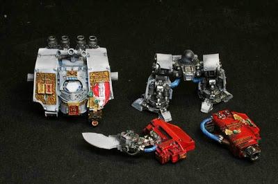 Pintado de los tubos de energía del Dreadnought