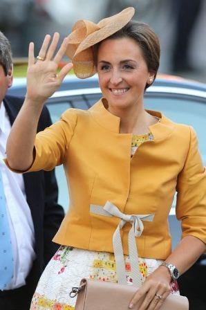 Paola, Matilde y Claire de Bélgica eligen a Natan para la Abdicación