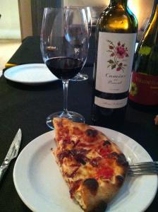 Pizza con jamón ibérico y Camins del Priorat 2012