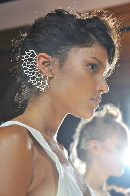 EAR CUFF