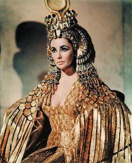 corona halcón de Cleopatra - Liz Taylor