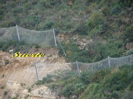 ¿Hay razón?, ¿y el medio ambiente? ¿y económicamente?, ¿y socialmente?, ¿Quién paga y quienes se benefician?.