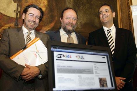 La Universidad de Granada reforma sus estatutos de forma ilegal