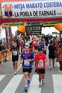 I MITJA MARATÓ COSTERA A LA POBLA DE FARNALS