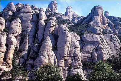 Las montañas enigmáticas de Montserrat