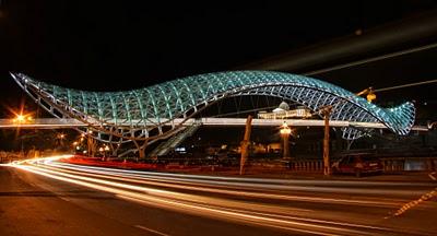 SC 132: Entre la Moda y la Audacia. El Puente y el Vestido del Puente
