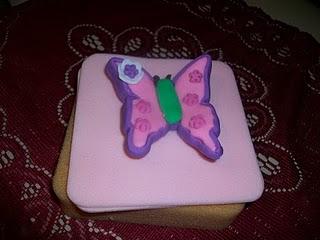 Decoraciones para baby shower en pasta de goma