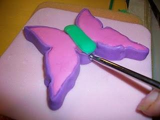 Decoraciones para baby shower en pasta de goma