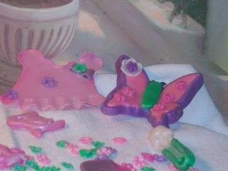 Decoraciones para baby shower en pasta de goma