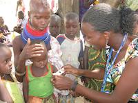 Kenia: Tradiciones interfieren con la salud materna Kenia: Tradiciones interfieren con la salud materna