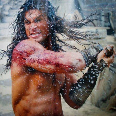 Jason Momoa ejerciendo de “Conan”