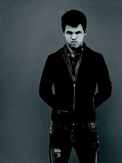 Magnus Carlsen debuta como Modelo
