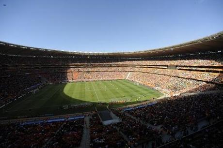 Colosos con incógnitas – canchallena.com (Infraestructuras del Mundial de Futbol Sudáfrica 2010)