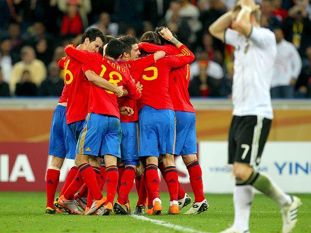 España y el querer siempre el balón