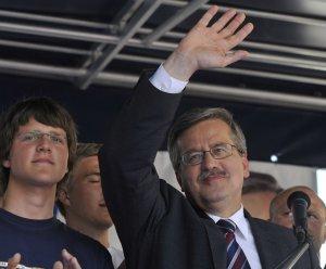 Komorowski confía en el apoyo de la izquierda para imponerse en las presidenciales polacas
