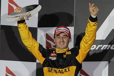 Robert Kubica renueva con Renault hasta 2012