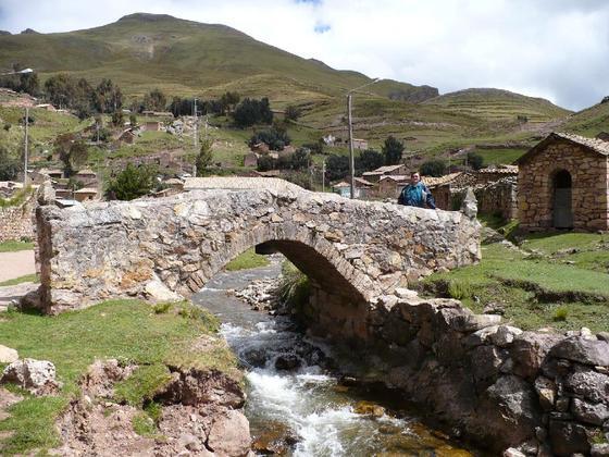 URBANISMO EN PIEDRA, IMAGEN URBANA DE SACCSAMARCA