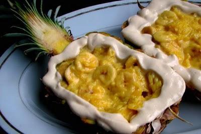 Piña rellena