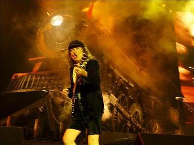 AC/DC: el rugido del rock (Bilbao,28/06/2010)