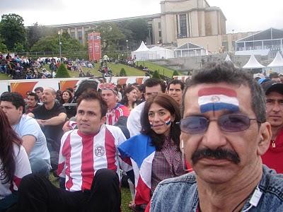 Asi se vivió el partido Paraguay Italia en París