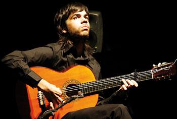 Acordes de Flamenco publica su nº 26 con un amplio reportaje de la Summa Flamenca 2010.