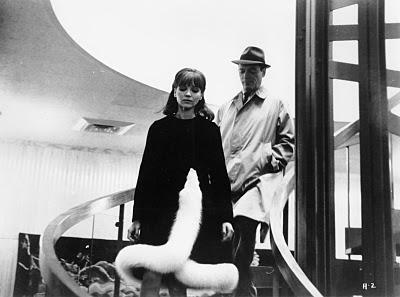 Alphaville (1965) de Jean-Luc Godard. Arquitectura, Tecnología y Ciudad