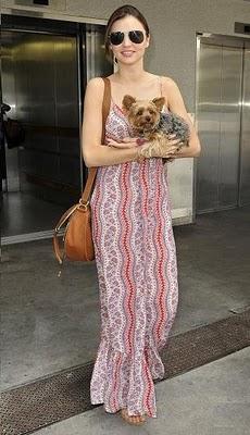 PONTE DE LARGO / WEAR A MIXI DRESS.