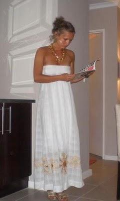 PONTE DE LARGO / WEAR A MIXI DRESS.