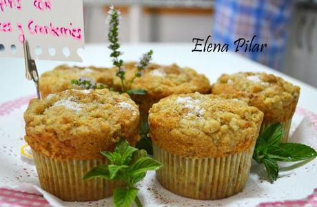 'Streusel Muffins' con Nueces y Cranberries 'Streusel Muffins' con Nueces y Cranberries