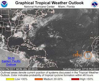Onda tropical a Oeste de Africa avanza al Caribe.