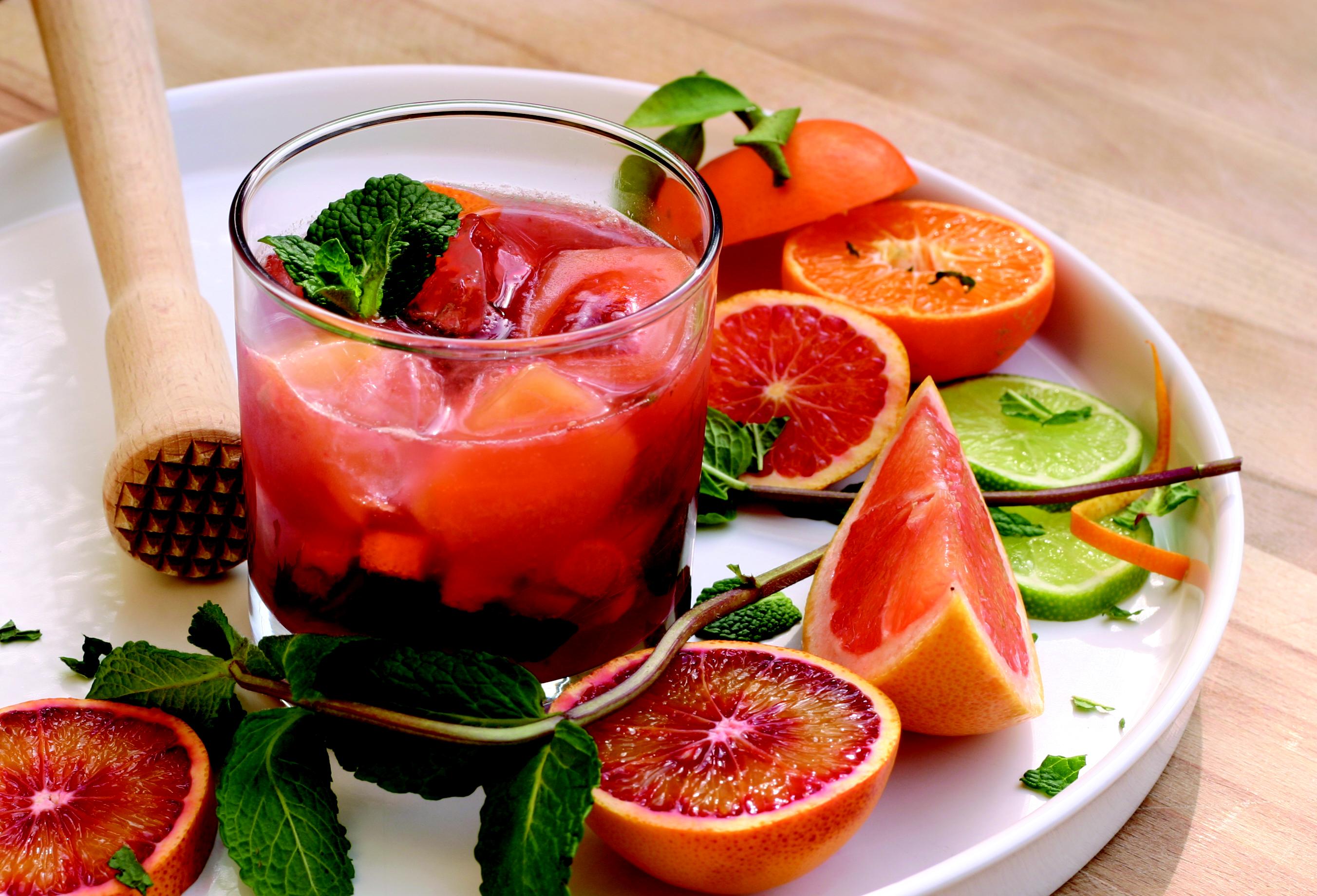 Hutchison_BloodOrangeMojito