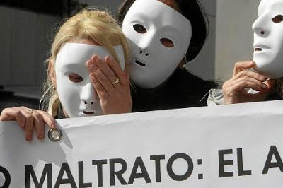 Reflexiones: Política ANTISOCIAL contra las MUJERES