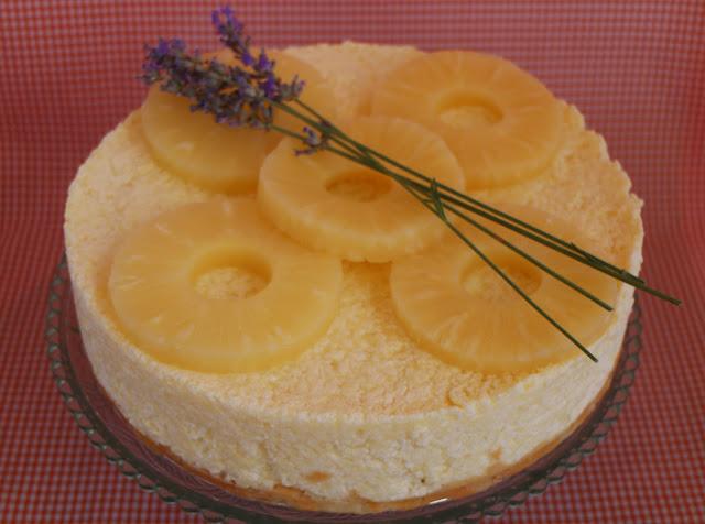 Tarta de piña sin horno. Receta express