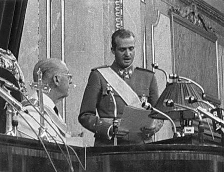 ¿ Qué estás votando, un representante o un déspota? Franco-y-Juan-Carlos-Monarquía-del-Movimiento-2