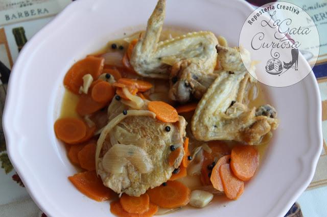 EL POLLO ESCABECHADO DE LA TIAMARICONSO A MI MANERA