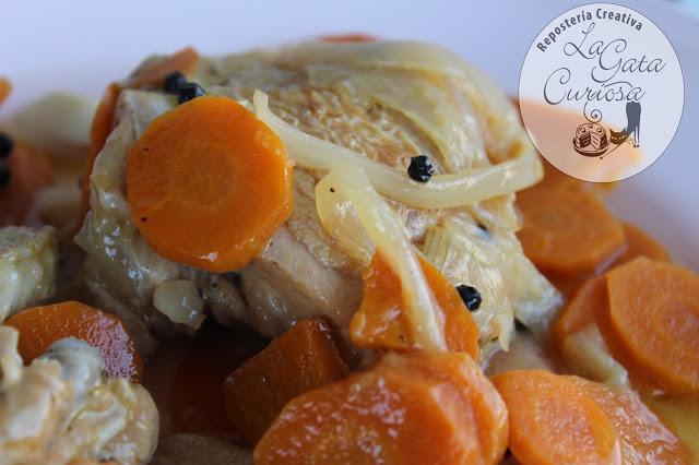 EL POLLO ESCABECHADO DE LA TIAMARICONSO A MI MANERA