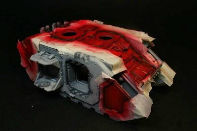 Fire Red sobre el Land Raider