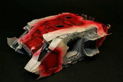 Fire Red sobre el Land Raider