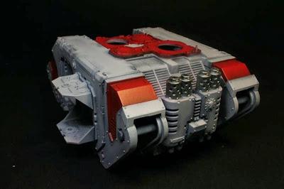 Land Raider sin la cinta de carrocero