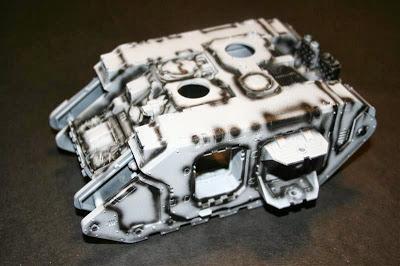 presombreado con negro del Land Raider Prometheus