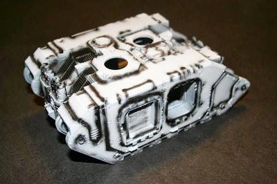 presombreado con negro del Land Raider Prometheus