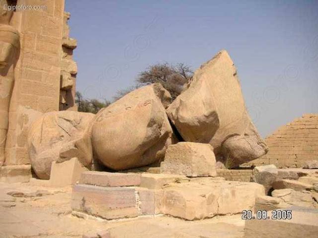 EL COLOSO DEL RAMESSEUM:LA ESTATUA IMPOSIBLE