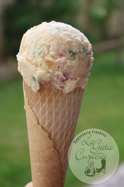 HELADO DE TUTI-FRUTI