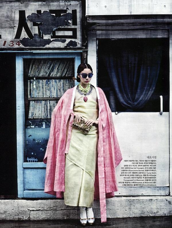 Seoul. Vogue Korea Agosto 2013