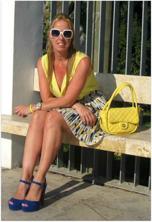 Yellow Yellow Yellow Yellow