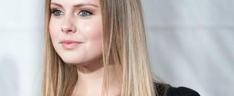Aplaudid, Niños Perdidos: Rose McIver es Campanilla en Érase Una Vez