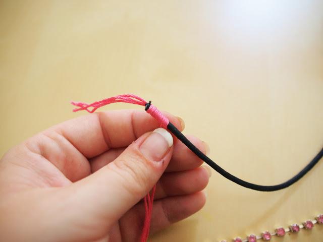 DIY: Bright pink bracelet