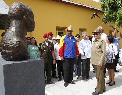 Raúl y mandatarios latinoamericanos y caribeños rinden tributo a Martí en Santiago de Cuba [+ fotos]