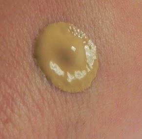 Tu base, a fondo: Medium foundation, de Kiko