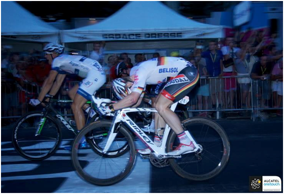 Marcel Kittel se impone al sprint en la 21ª Etapa por delante de Cavendish y Greipel en la noche parisina (Foto: Le Tour)